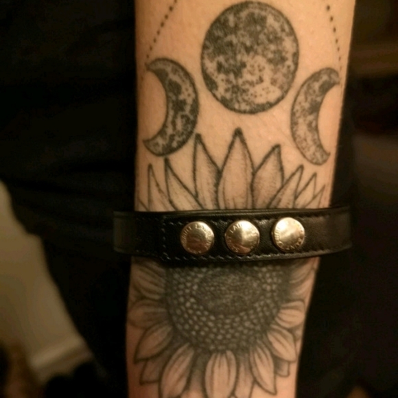 Saint laurent studded bracelet - Picture 2 of 5